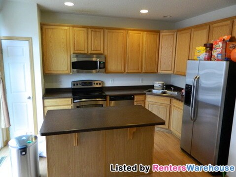 Building Photo - 1519 Coneflower Ln