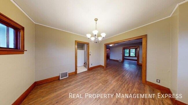 Foto del edificio - 507 W 25th St