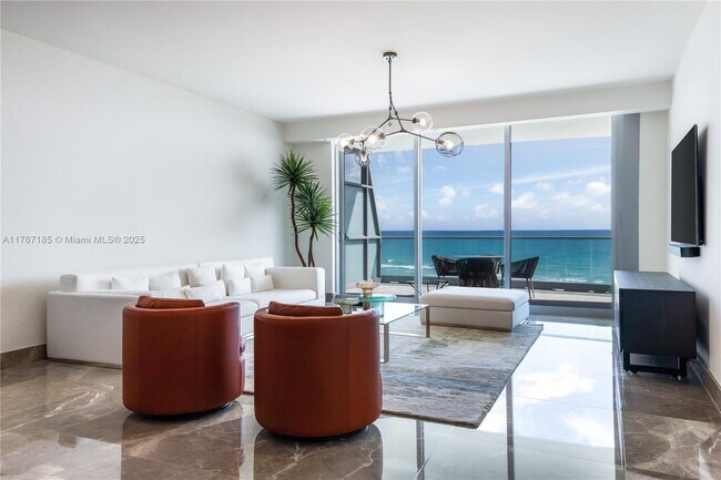 Foto del edificio - 9349 Collins Ave