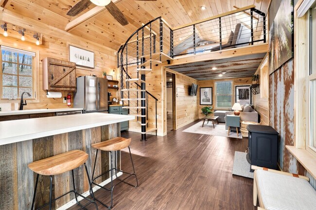 Foto del edificio - 10512 Wooton Rd