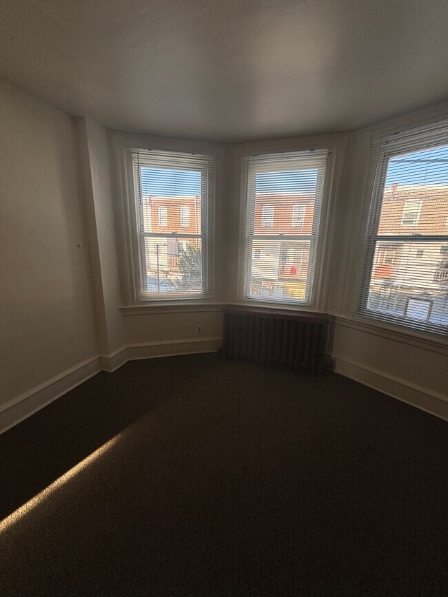 Trastienda - 1305 Foulkrod St