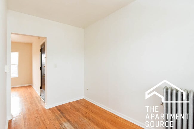 Photo - 2661 N Spaulding Ave Apartment