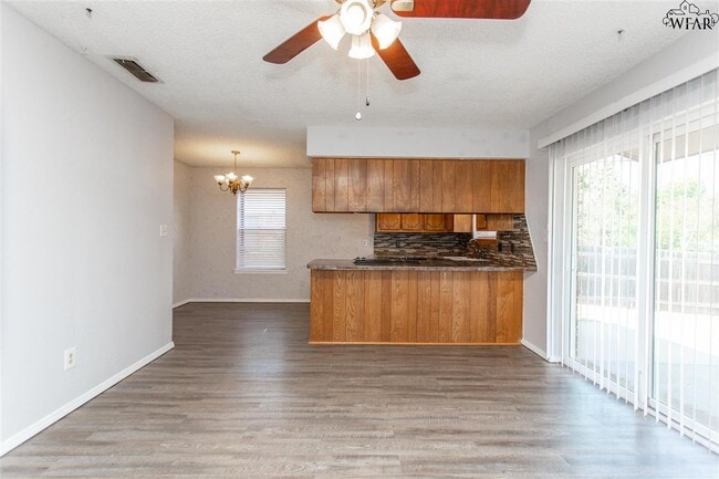 Foto del edificio - 5238 Kingston Dr