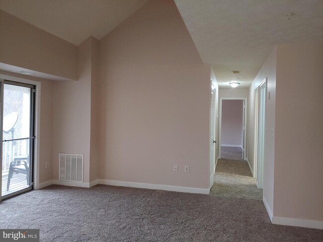 Building Photo - 6300 St Ignatius Dr