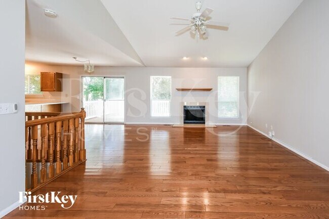 Foto del edificio - 1099 Reddington Timbers Dr
