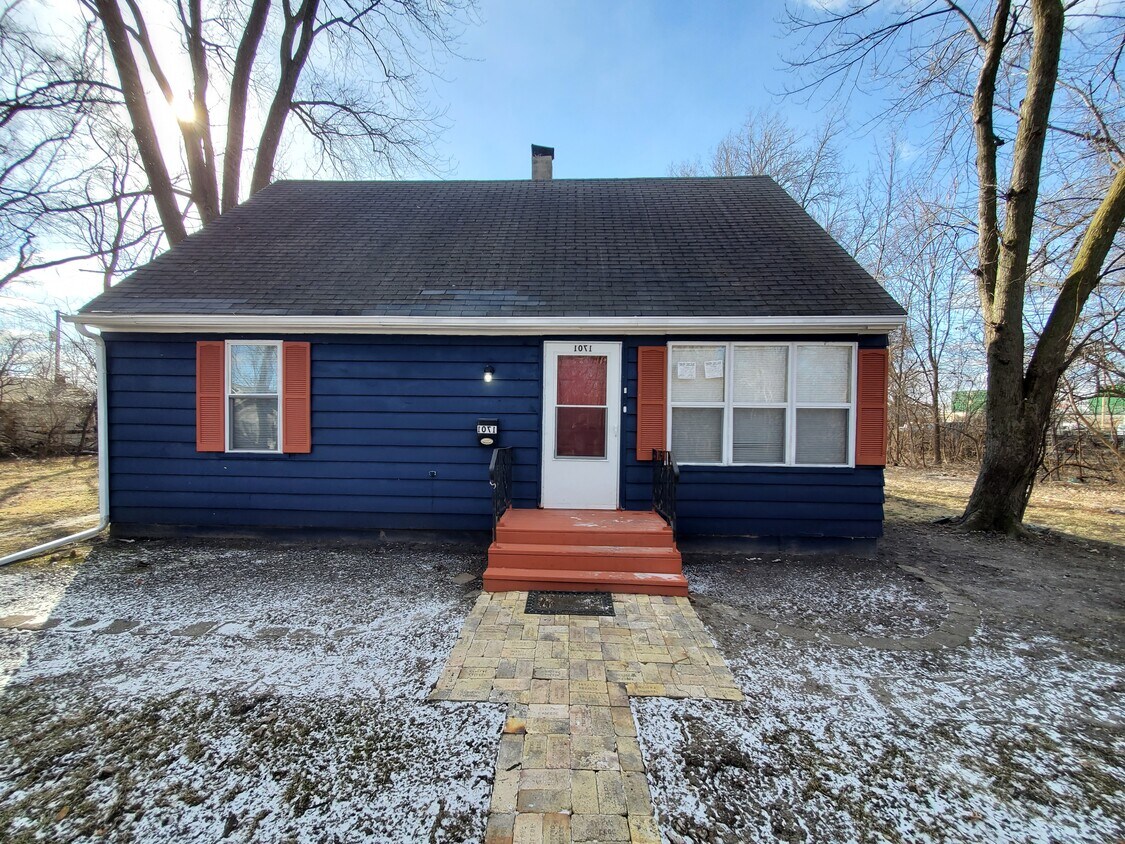 Foto principal - 1701 168th St