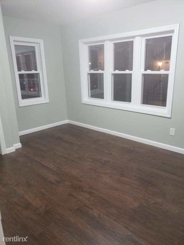 Building Photo - 3 br, 1 bath Apartment - 222 W End Ave