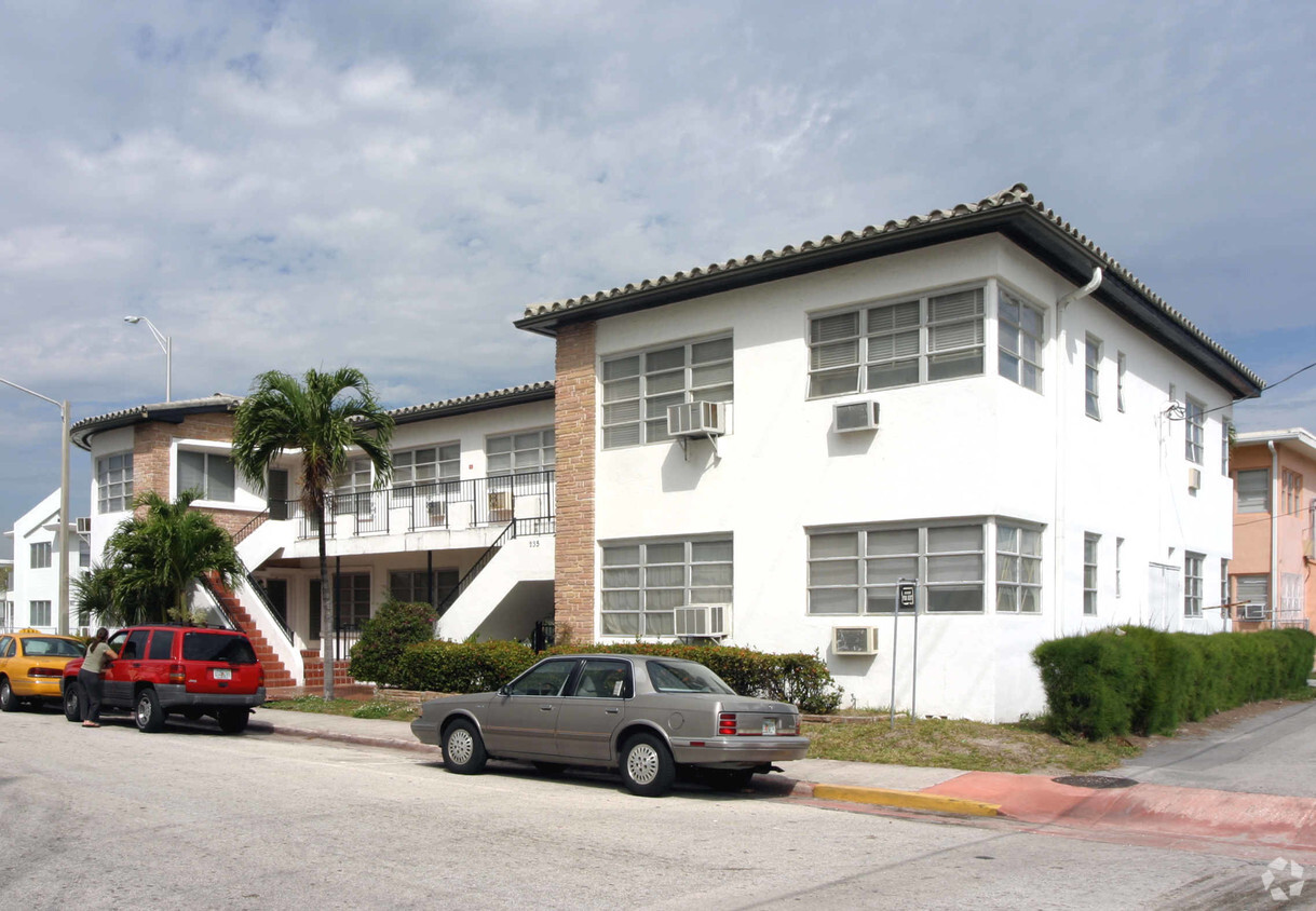 Building Photo - Kent House