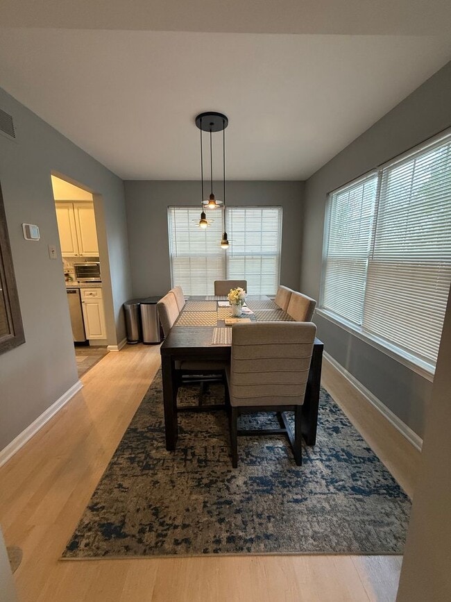 Foto del edificio - 2 Bed / 1.5 Bath Townhome in Patriot's Ridge