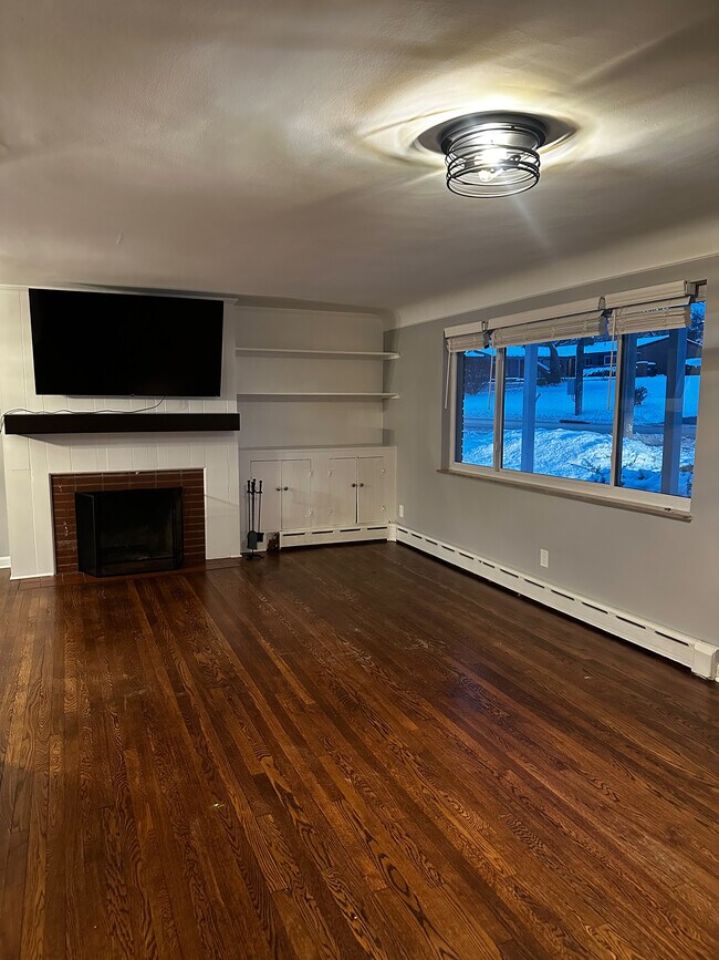 Foto del edificio - 7524 Montgomery Rd