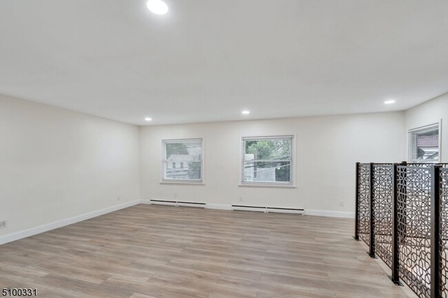 Building Photo - 209 Tuscan Rd