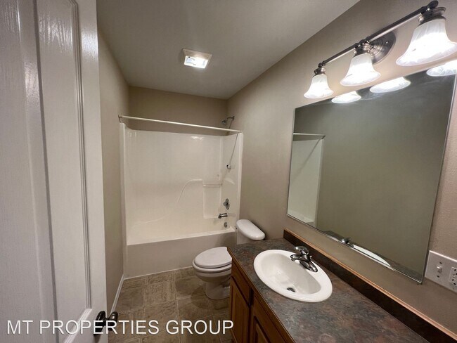 Building Photo - 3 br, 2 bath House - 2269 S. 13th St W