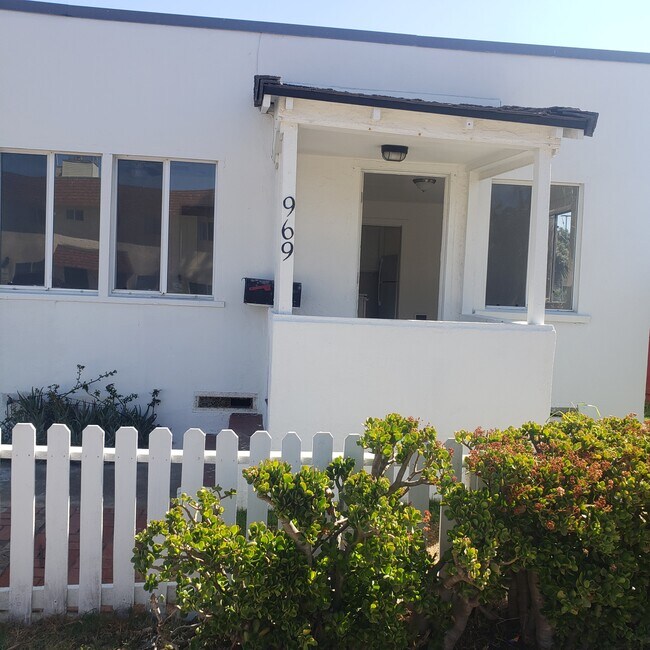 front of unit - 969 Seacoast Dr