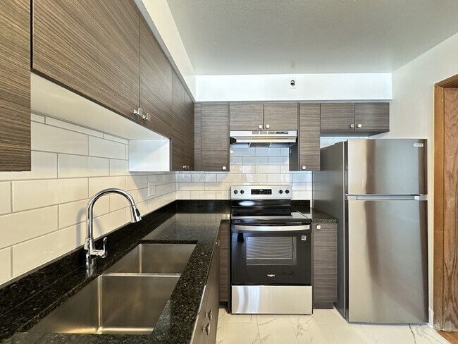 Foto del edificio - 1653 Oakwood Ave