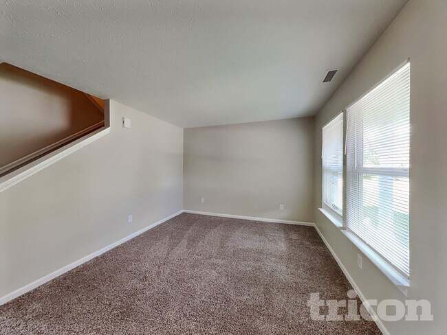 Building Photo - 5162 Sandwood Dr