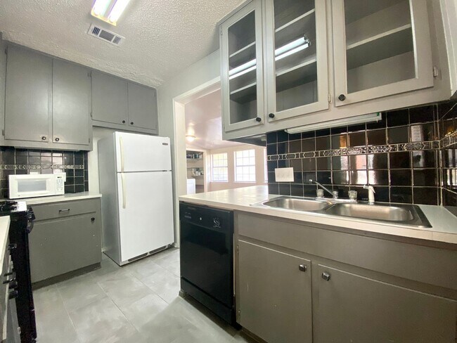 Foto del edificio - 30th-407 E