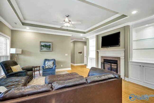 Building Photo - 98 Belmont Pl