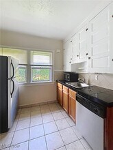 Building Photo - 2683 Hampshire Rd