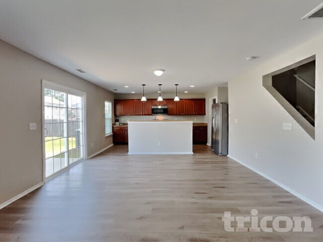 Foto del edificio - 514 Kerriann Ln