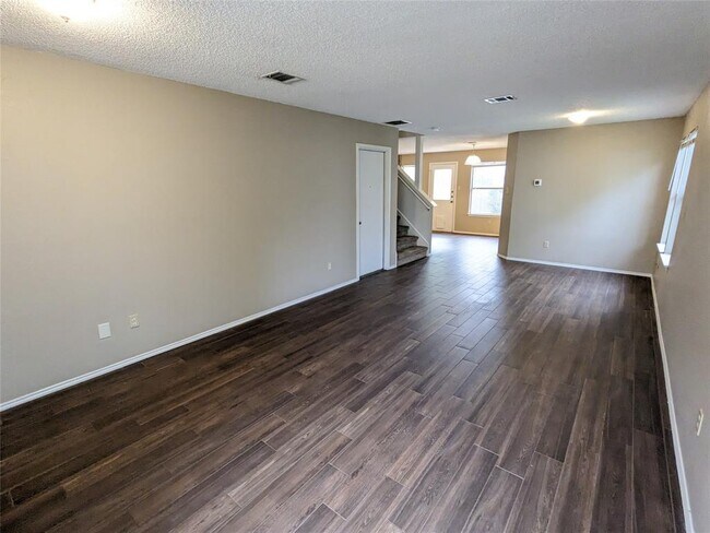 Foto del edificio - 8608 Dandelion Trail