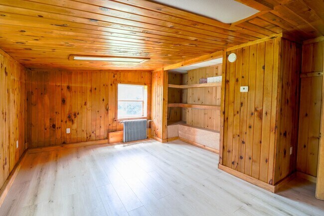 Building Photo - 86 Carpenter Rd