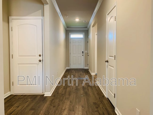Foto del edificio - 14170 Lannister Ln