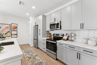 Building Photo - Southerly at Heron Creek