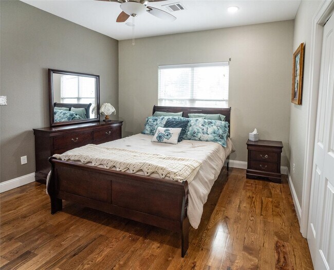 Foto del edificio - 3730 Harvey Rd