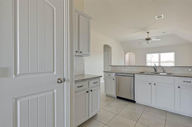 Foto del edificio - 20323 Creekdale Bend Dr