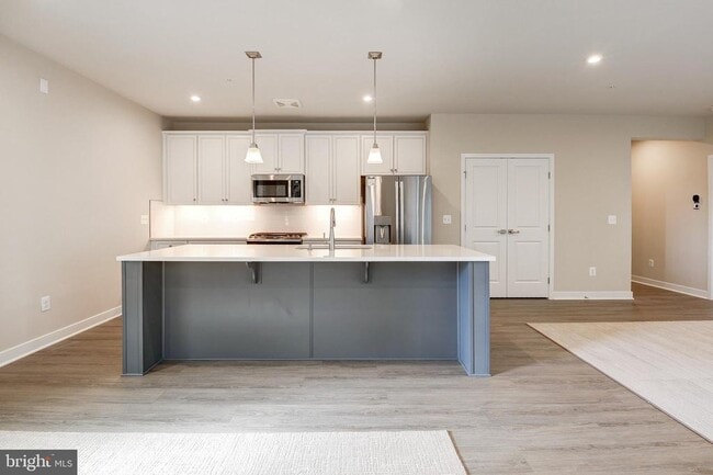 Foto del edificio - 4395 Peach Lily Ln