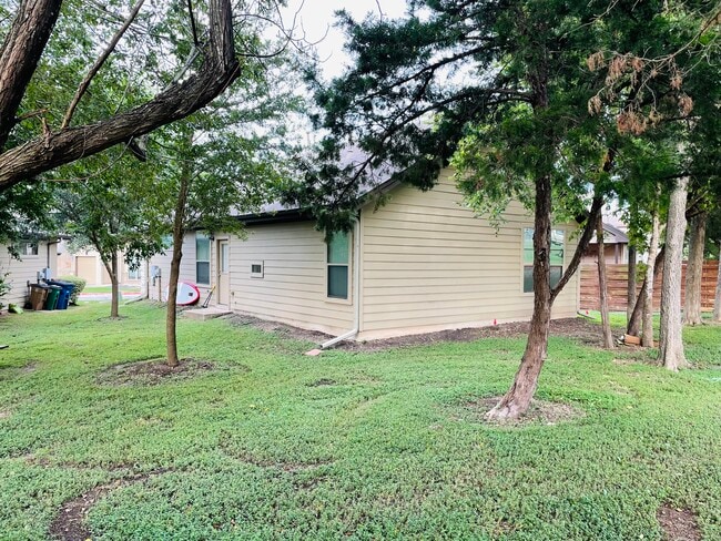 Back yard - 2001 Faro Dr