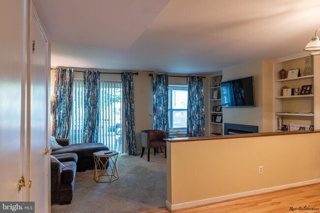 Building Photo - 5302 Lister Ct