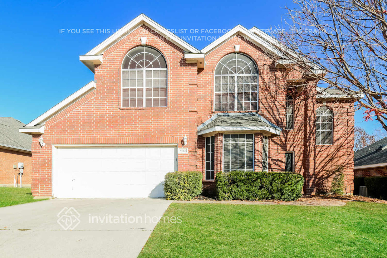 Foto principal - 5013 Roundtree Ct