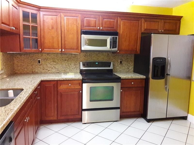 Primary Photo - 8000 Hampton Blvd