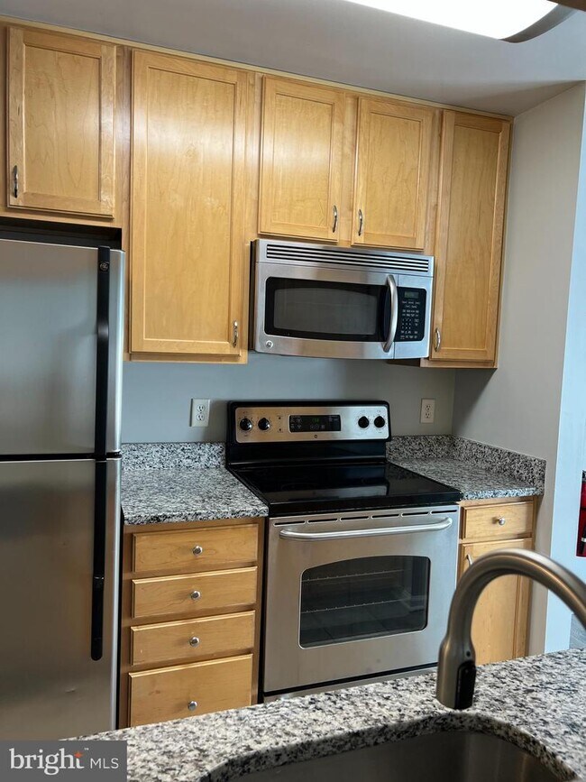 Foto del edificio - 15597 Horseshoe Ln