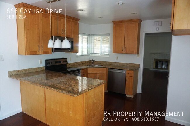 Foto del edificio - *$500 Off First Month's Rent!* Well Mainta...