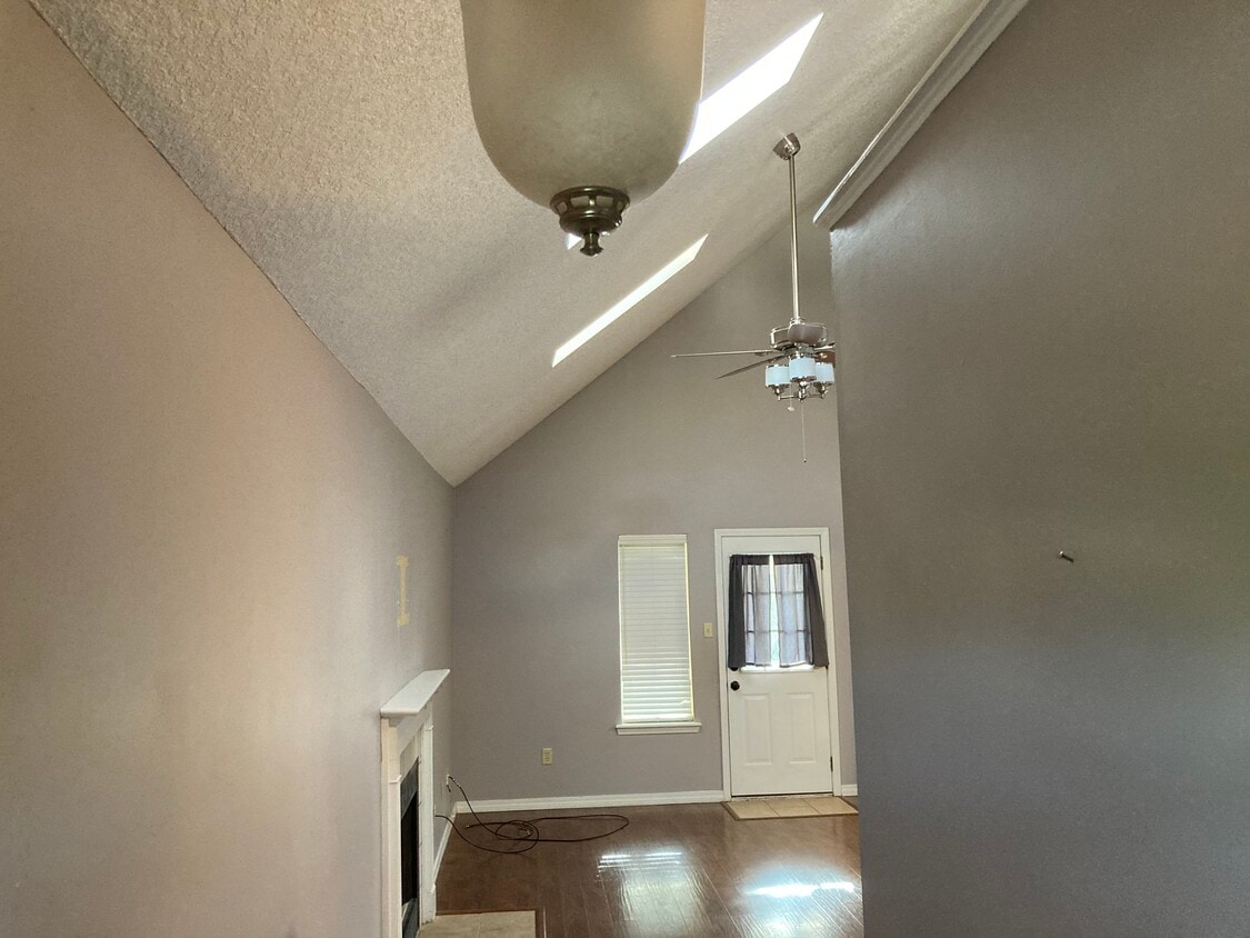 11053 Windsor Hill Dr, D'Iberville, MS 39540 House for Rent in D