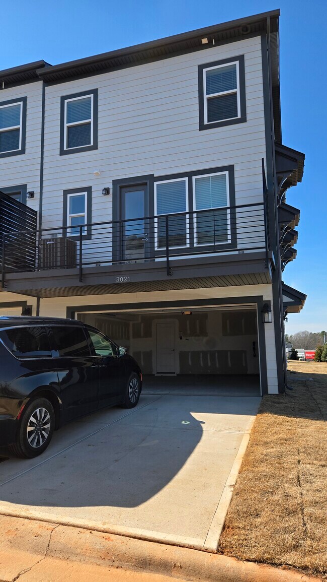 Foto del edificio - 3021 Rexton Ln