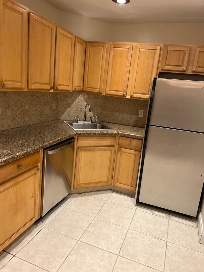 Photo - 3115 Oakland Shores Dr Apartment