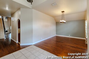 Foto del edificio - 26923 Trinity Heights