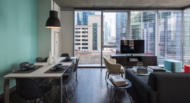 Foto del edificio - 212 W Washington St