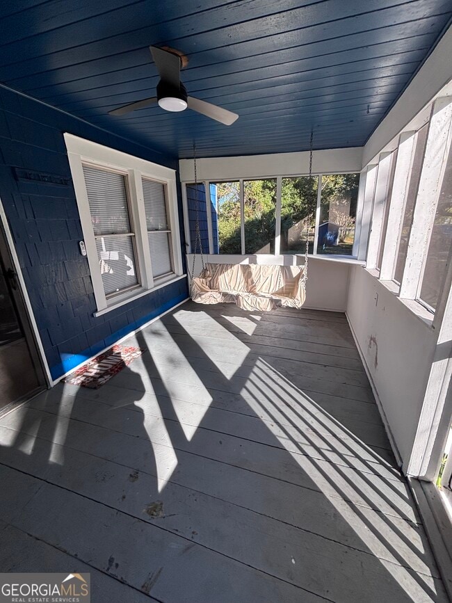 Building Photo - 44 Olympic Ln