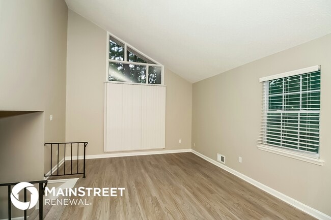 Foto del edificio - 6745 Buckhurst Trail