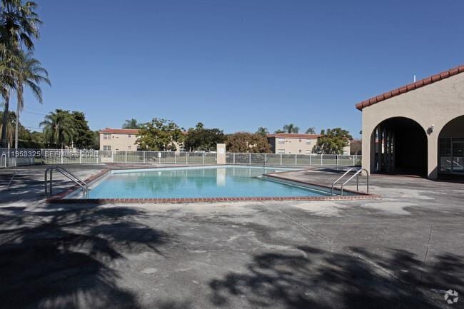 Foto del edificio - 433 SW 86th Ave