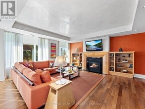 Building Photo - 155 St Clair Ave W