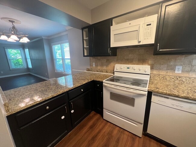 Building Photo - 4460 Roller Ct