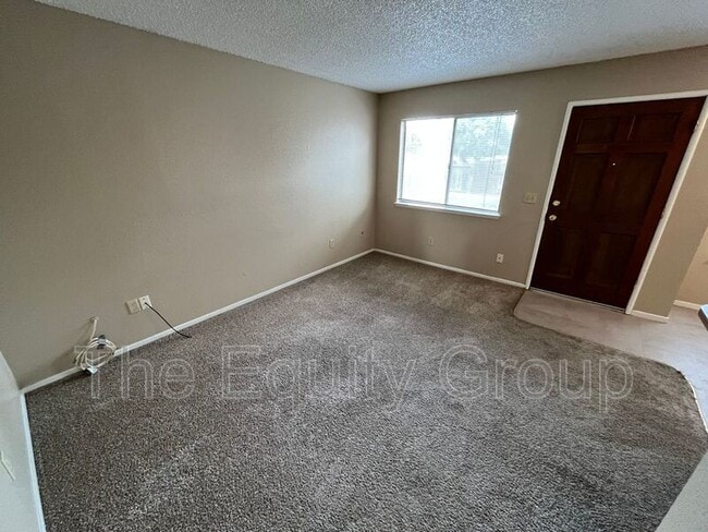 Building Photo - 2941 W Caldwell Ave