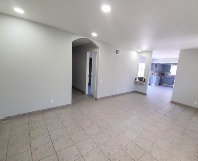Building Photo - 5428 Demerest Ln