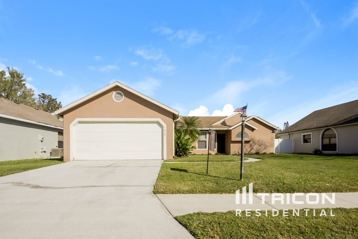 Primary Photo - 7619 37th St Cir E