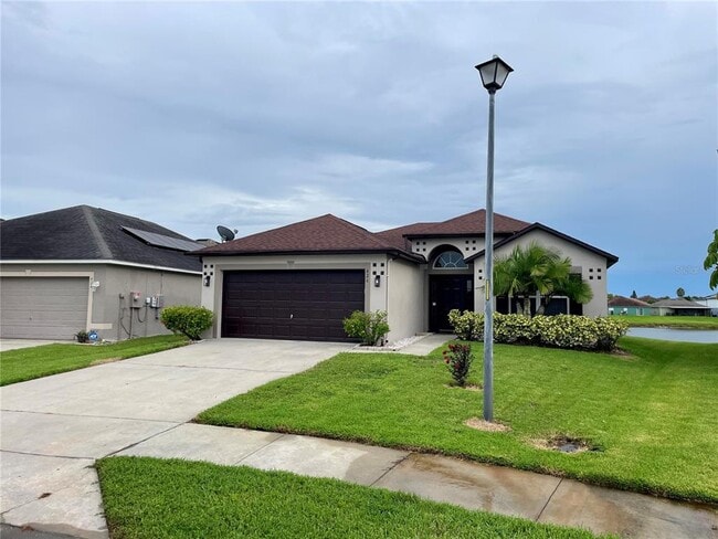 Building Photo - 426 Fairfield Dr